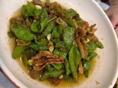-独一佳老胡湘菜馆(矿山路店)