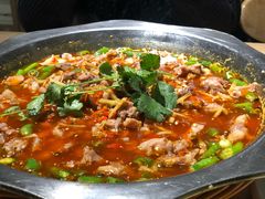 -兔行天下-鸿鹤鲜锅兔(中海国际店)