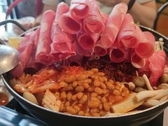 部队锅-MI WU FACTORY米屋美食工厂餐厅(绿地店)