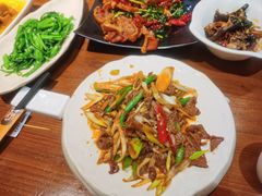 -隔壁老王·家常云南菜(皇冠店)