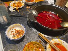 -两三事小郡肝串串香火锅(桂庙店)