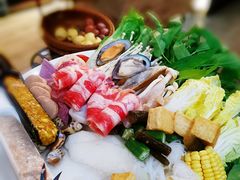 -樾餐厅泰式海鲜火锅(民歌湖店)