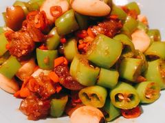 -八府香鸭·啫啫煲(华山路店)