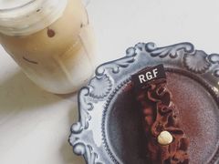 -RGF(巨鹿路店)