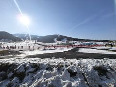 -中旅松花湖滑雪场