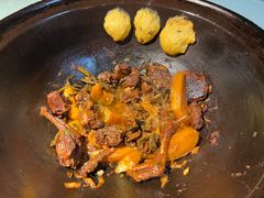 -鱼窝棚柴火铁锅炖(富山屯店)