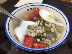 椰子水清补凉-文昌邓记清补凉(西沙路店)