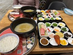 -妈妈故事米线(市府恒隆店)