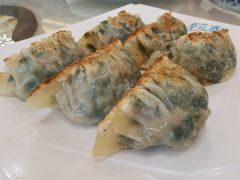 香煎本地韭菜饺-黄埔华苑酒家(黄埔总店)