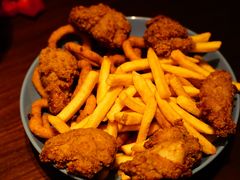 -恰餐厅及酒吧 CHAR Bar & Grill (北京丽都皇冠假日店)