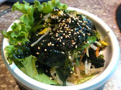 拌菜色拉-炼火烤肉店