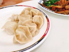 高麗菜鮮肉水餃-老友小吃