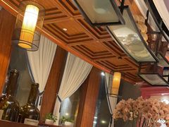 -八府香鸭·啫啫煲(华山路店)