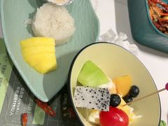 -金马门国际美食百汇(珞喻路店)