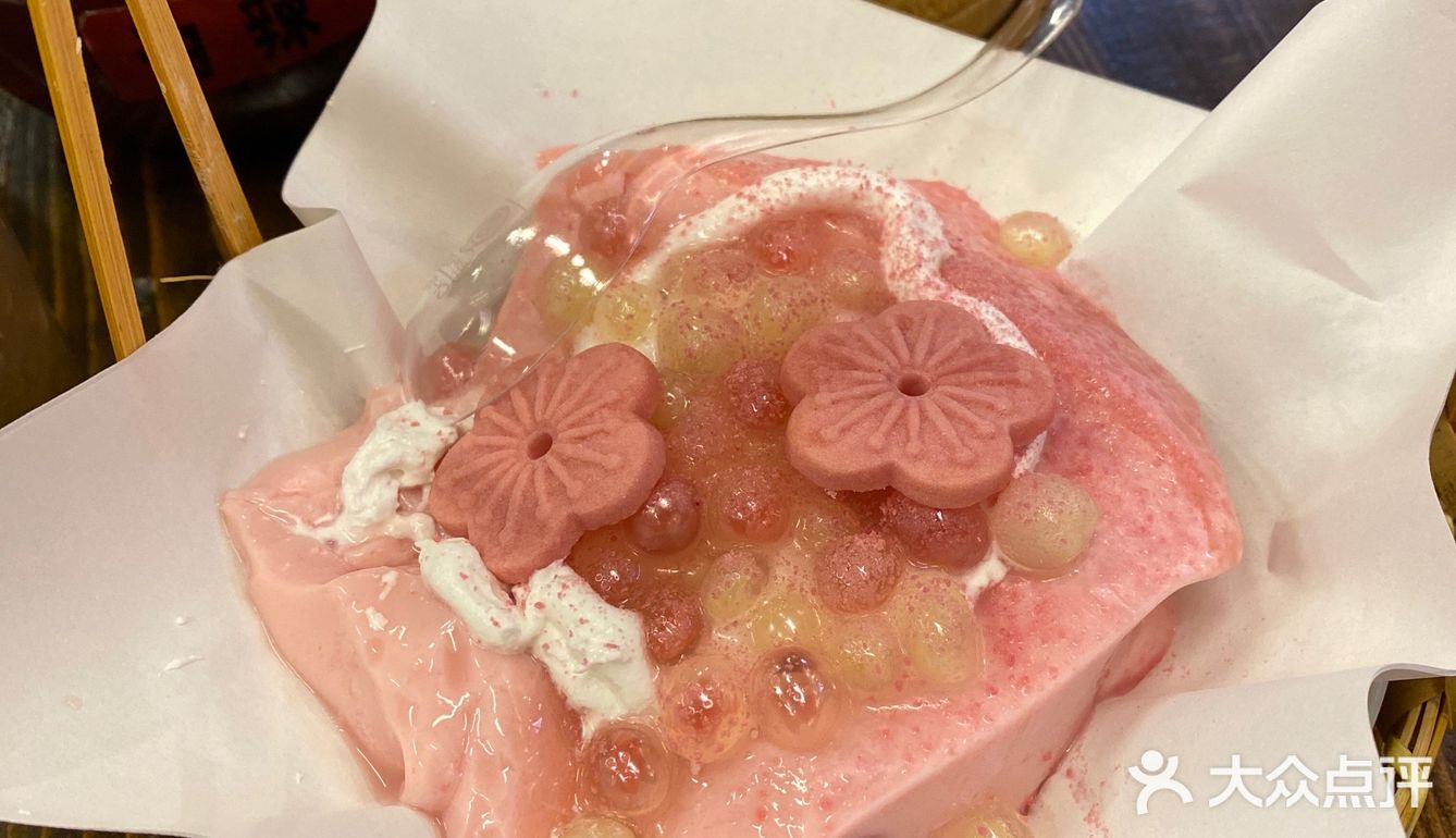 魔都探店 | 什么情况⁉️重庆你吃面是整片吃啊