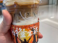 -瑞幸咖啡(Lab·前海壹方汇负一楼店)