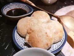 鲜花饼-云海肴云南菜·蒸汽石锅鱼(青岛万象城店)