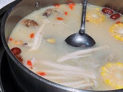 -三人行骨头王火锅(长寿店)