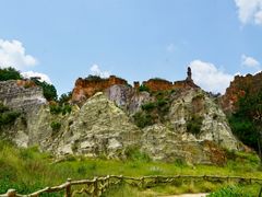 -彩色沙林风景区