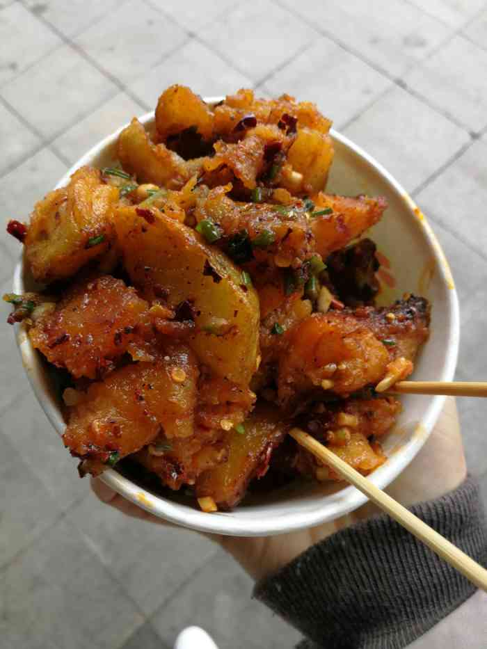 新华桥眼镜洋芋-"到黔江耍,小宝贝一定吃哈他们黔江的洋芋 .