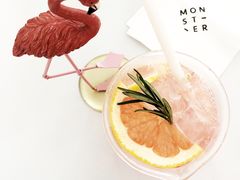 -怪兽咖啡 Monster Cafe