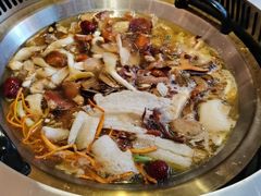 -野菌园·野生菌火锅首创第一家(关兴路总店)