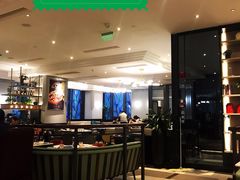 -港丽餐厅(高德置地店)