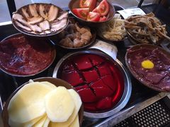 -周幺妹重庆老火锅(银泰城总店)