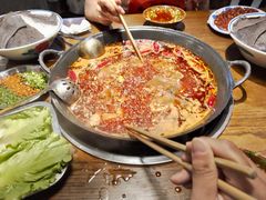 -萍姐火锅·公路夜市(武汉首店)