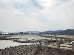 -鹰龙海畔度假酒店(咸祥店)