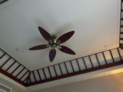 -西昌邛海湾柏樾酒店(原邛海湾柏栎度假酒店)