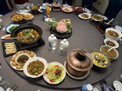 -香山湖家家宴(中山陵店)