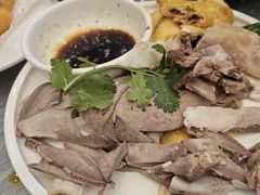 -侬佳蒸菜馆(听潮店)