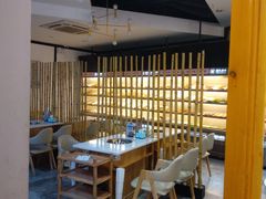 大堂-屋头串串(新街里店)