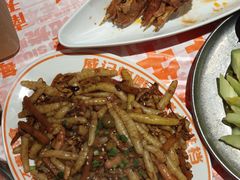 -威记烧嘢·南宁烧烤·超级生牛(绿地店)
