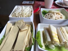 -红牌美蛙鱼头火锅(万辉国际广场店)