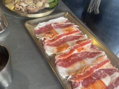 -围炉肉舍•炭烤活鳗•丹东海鲜烤肉(步行街店)