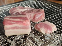 -肉甲韩国木炭烤肉(新壹街1店)