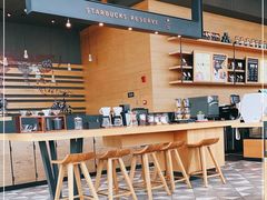 -星巴克臻选(成都环球乐天店)