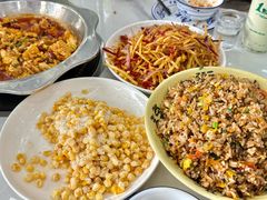 -丹水桥地锅鱼·翘嘴鲌·地方特色全鱼宴(丹江口大坝店)