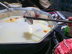 -新草堂锅物料理(泉城路店)