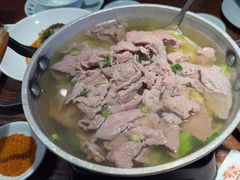 -全牛匠·乐山跷脚牛肉(西单华威约饭街店)