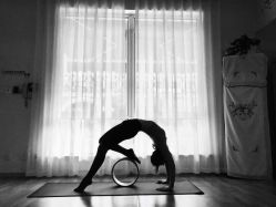 -Yvon yoga 瑜伽·精准体态管理中心