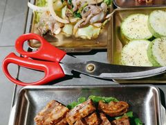 -围炉肉舍丹东海鲜烤肉·烤活鳗(步行街店)