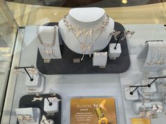 -HEFANG Jewelry何方珠宝(三里屯太古里店)