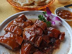 -鲤鱼塘农家山庄