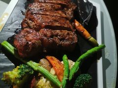 西冷牛排-The ROOF (通盈中心店)