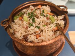 -一坐一忘云南菜(嘉里中心店)