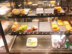 -星巴克臻选(莘庄仲盛店)