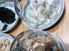 -阮大兴糕团(杭州西湖银泰百货店)